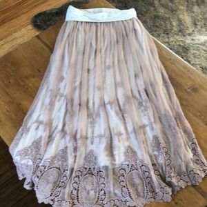 Sundance catalog lace skirt, size L